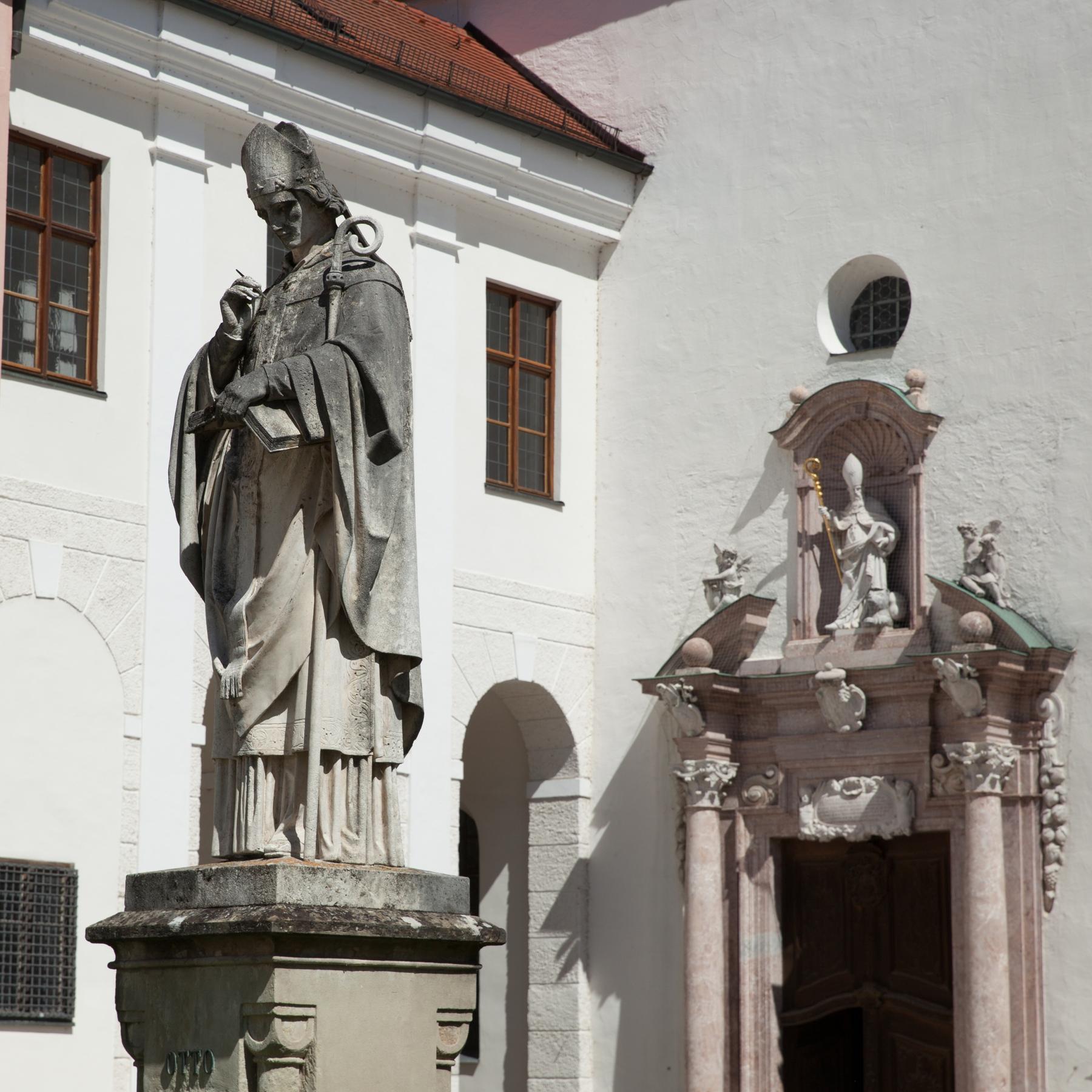 Missionar und Bärenzähmer - Korbinian und die Christianisierung Bayerns