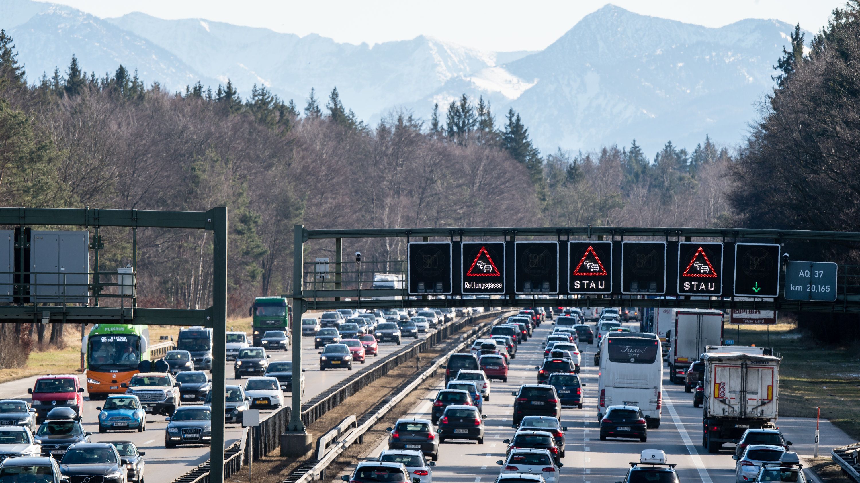 Lange Staus Zu Beginn Der Faschingsferien Br24
