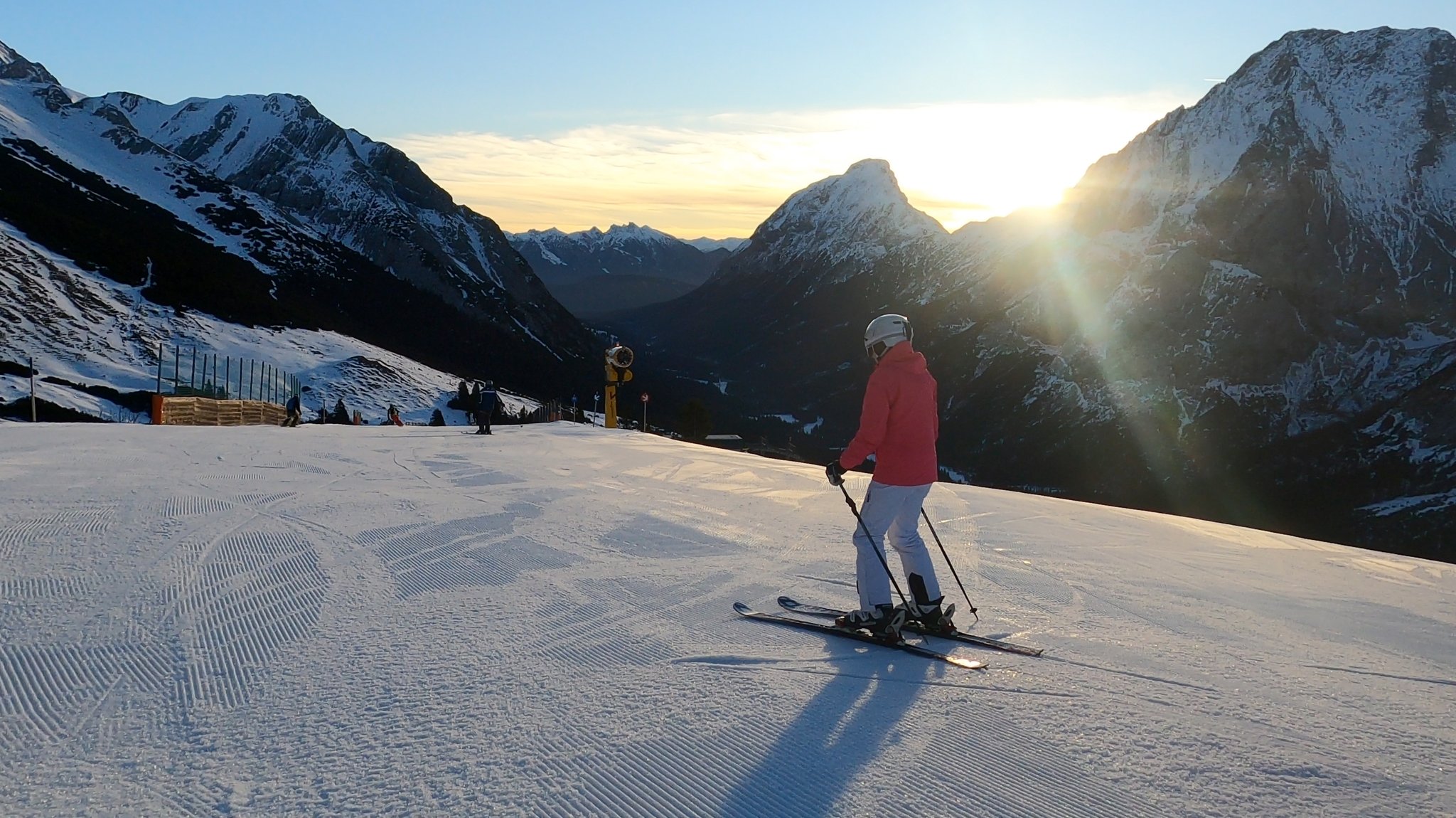 Skipanorama in den Bergen  