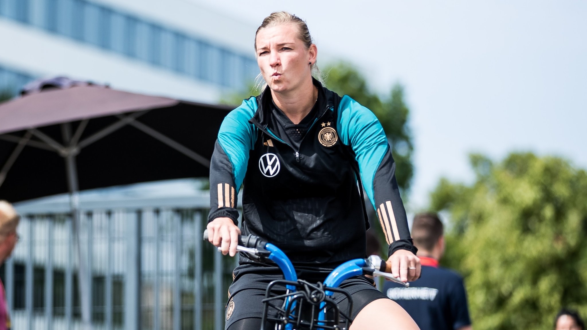 DFB-Frauen beschwören "Geist von Herzogenaurach"