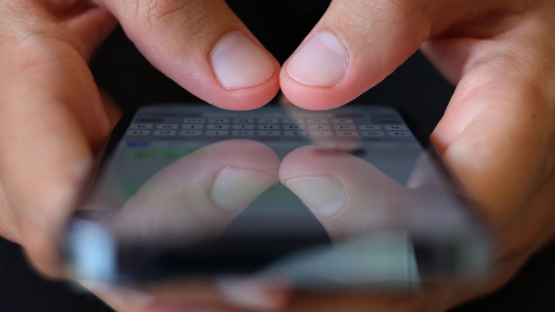 Funktion bei WhatsApp WhatsApp Du kannst jetzt Nachrichten an dich selbst schicken! BAYERN 3
