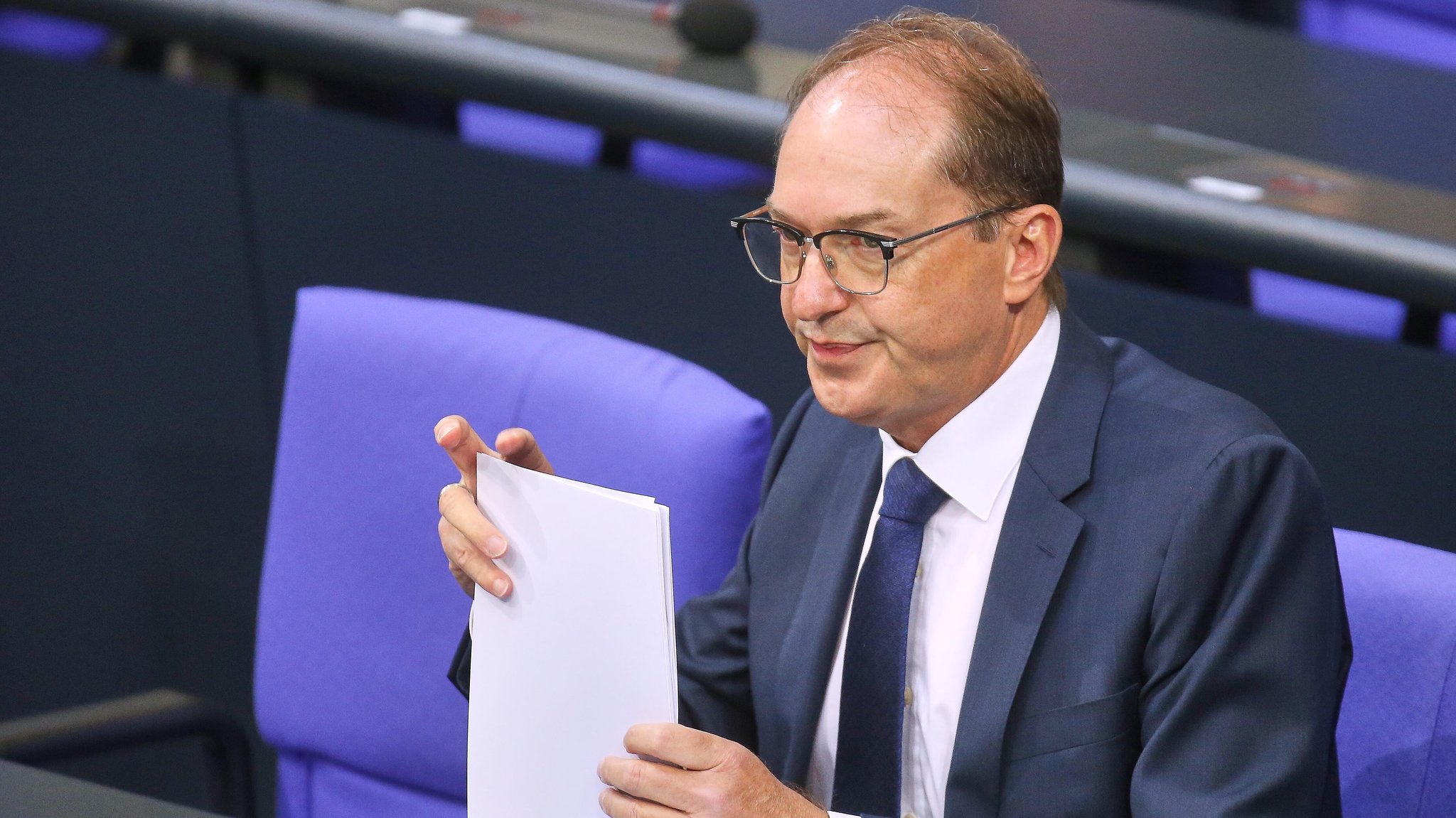 Dobrindt: "Müssen jeden Tag mit Anschlagsszenario rechnen"