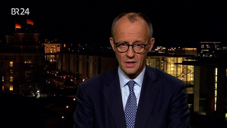 Im Video: Merz rechtfertigt Abstimmung mit der AfD | Bild: Bayerischer Rundfunk 2025 Im Video: Merz rechtfertigt Abstimmung mit der AfD