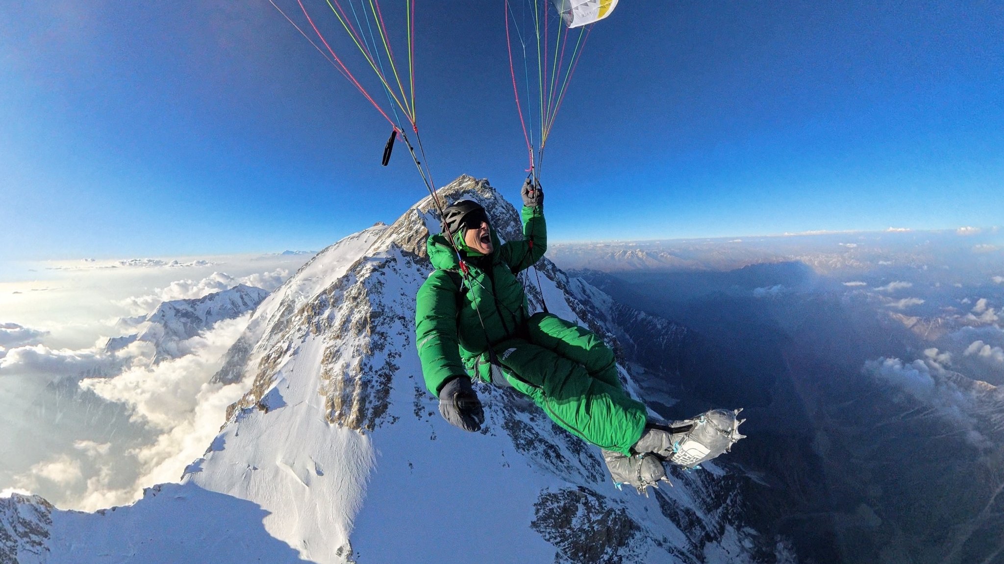 Mit dem Gleitschirm vom Gipfel des Nanga Parbat: der Münchner Alpinist David Göttler | Bild: Alpen Film Festival Mit dem Gleitschirm vom Gipfel des Nanga Parbat: der Münchner Alpinist David Göttler
