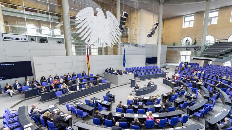Plenum des Deutschen Bundestags aufgenommen waehrend der Regierungsbefragung, in Berlin, 24.04.2024. | Bild:picture alliance / photothek.de | Lorenz Huter