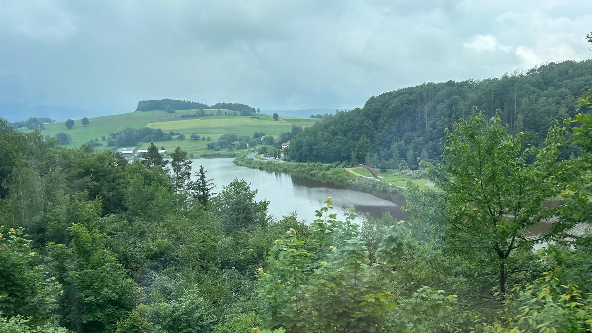Der Drachensee bei Furth im Wald während der Unwetter am ersten Juni-Wochenende 2024.