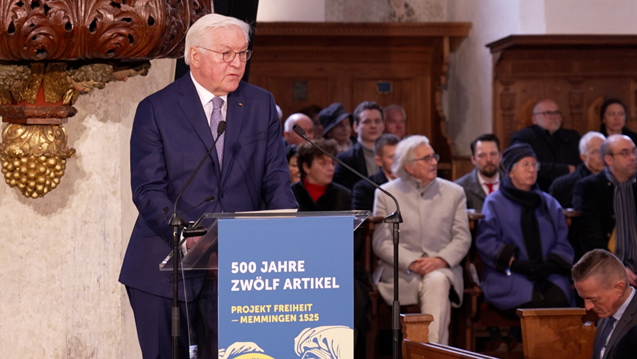 Bundespräsident Steinmeier spricht in der Memminger St. Martinskirche