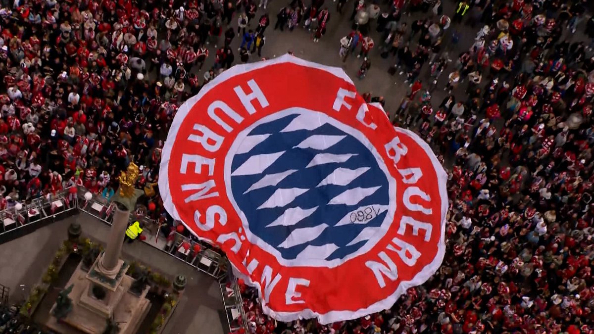 Schmähbanner bei Bayern-Feier: Stecken 1860-Fans dahinter?