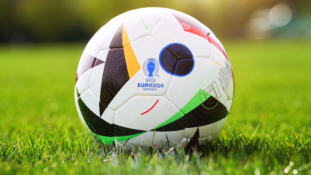 Der offizielle Spiel-Ball der Fußball-Europameisterschaft 2024