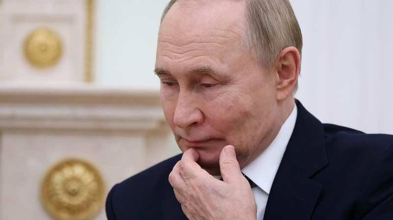 Der russische Präsident am 26. September 2025 im Kreml | Bild: Ramil Sidtikov/Picture Alliance Der russische Präsident am 26. September 2025 im Kreml