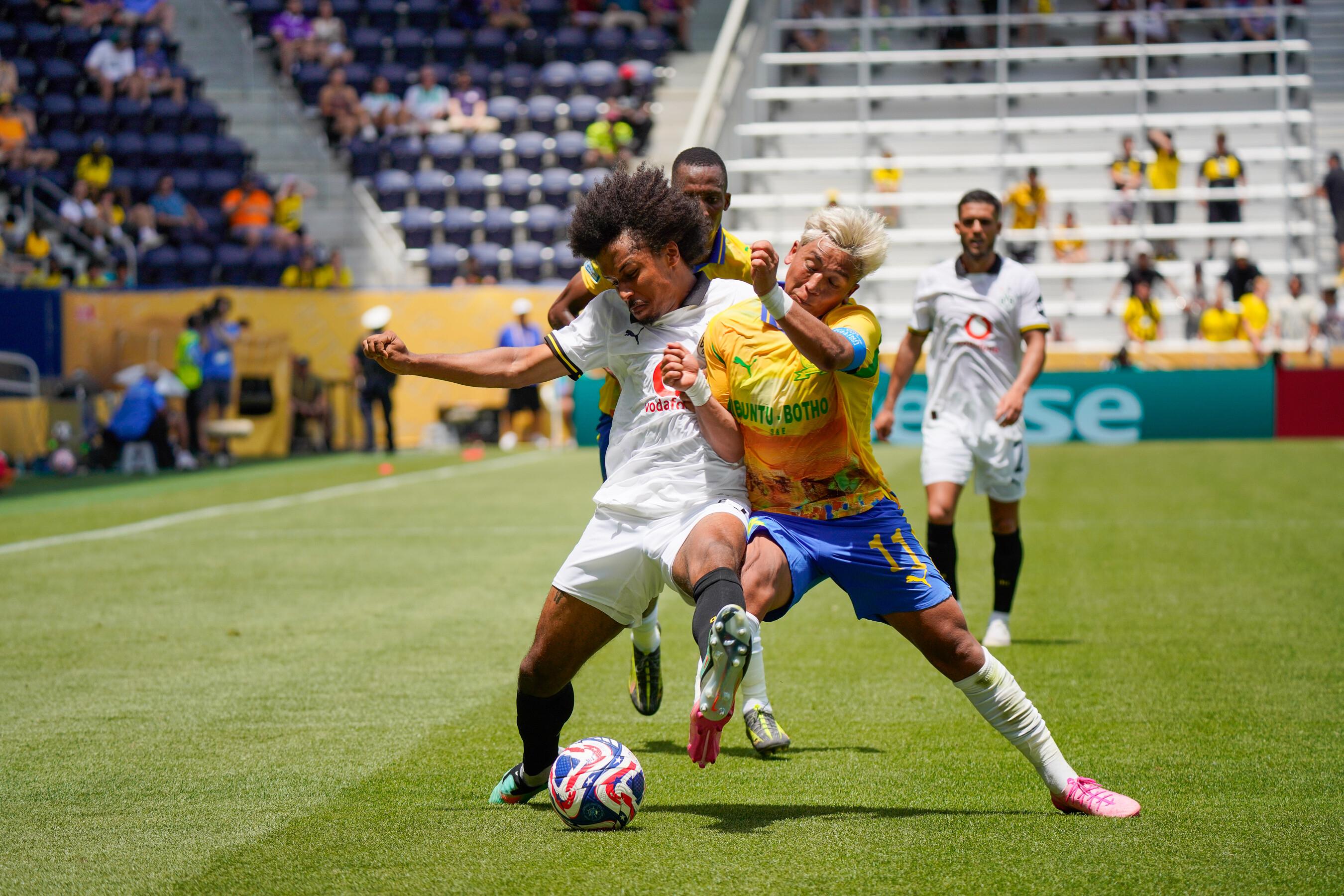 Leere Ränge in Cincinnati bei Mamelodi Sundowns gegen Borussia Dortmund