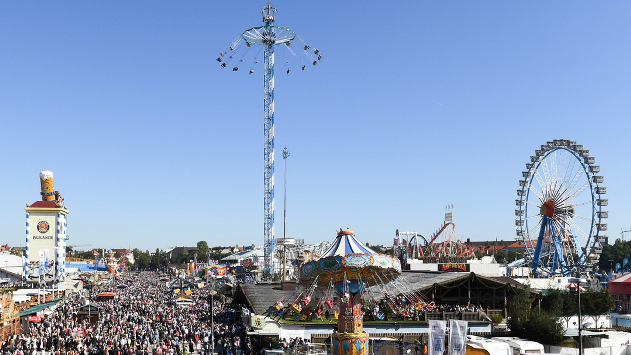 Ansicht eines Wiesn-Auftaktes bei herrlichem Sonnenschein aus dem Jahr 2019