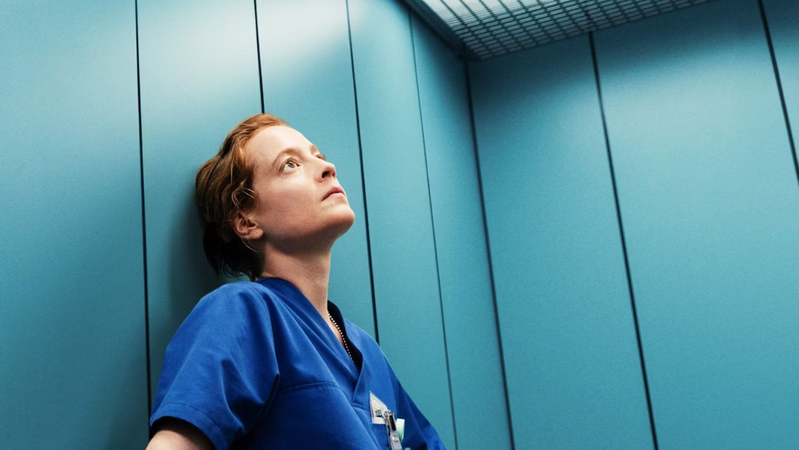 Leonie Benesch in "Heldin" | Bild: Tobias Film Leonie Benesch in "Heldin"