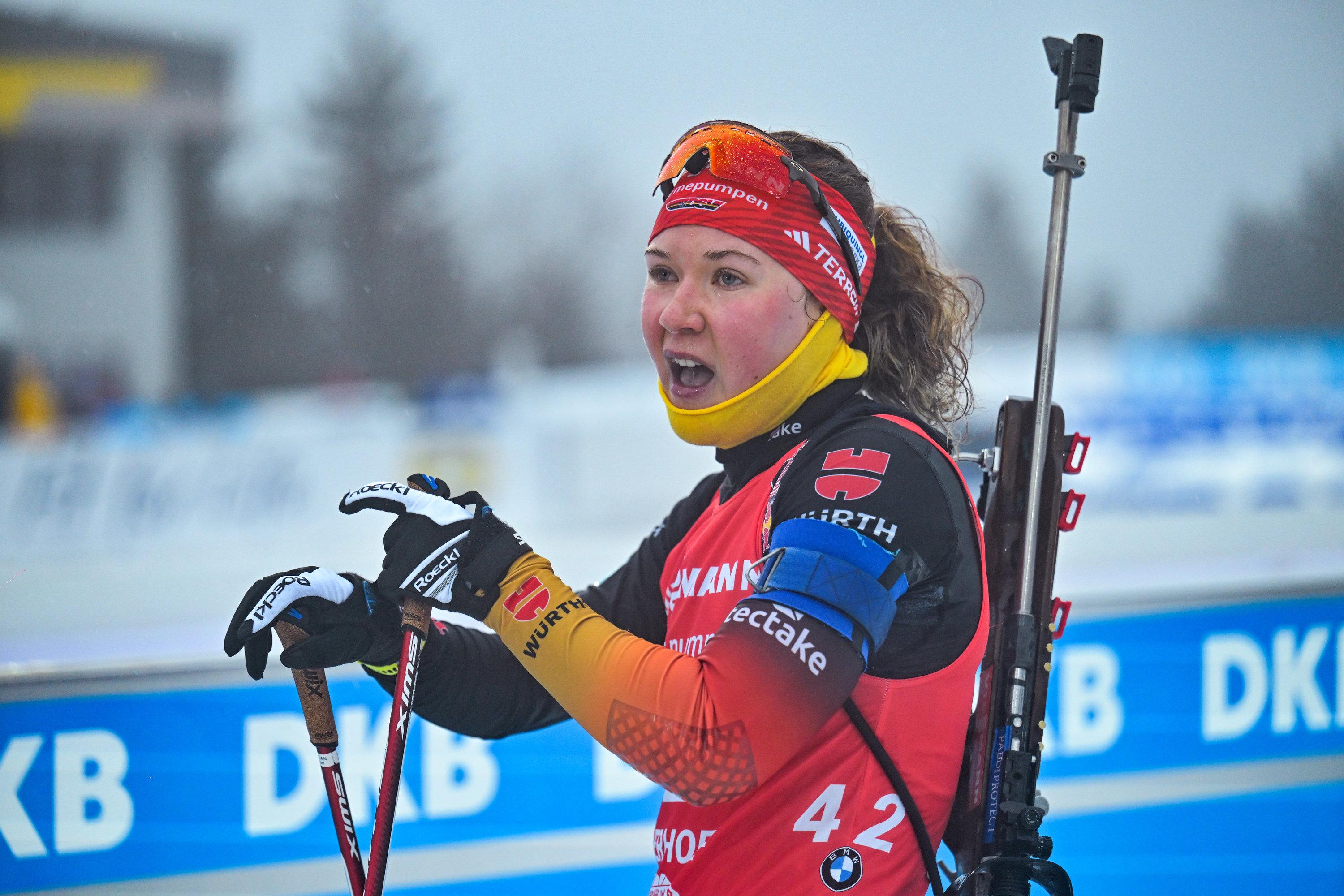 09.01.2025, Thüringen, Oberhof: Biathlon: Weltcup, Sprint 7,5 km, Damen, Selina Grotian aus Deutschland reagiert im Ziel.