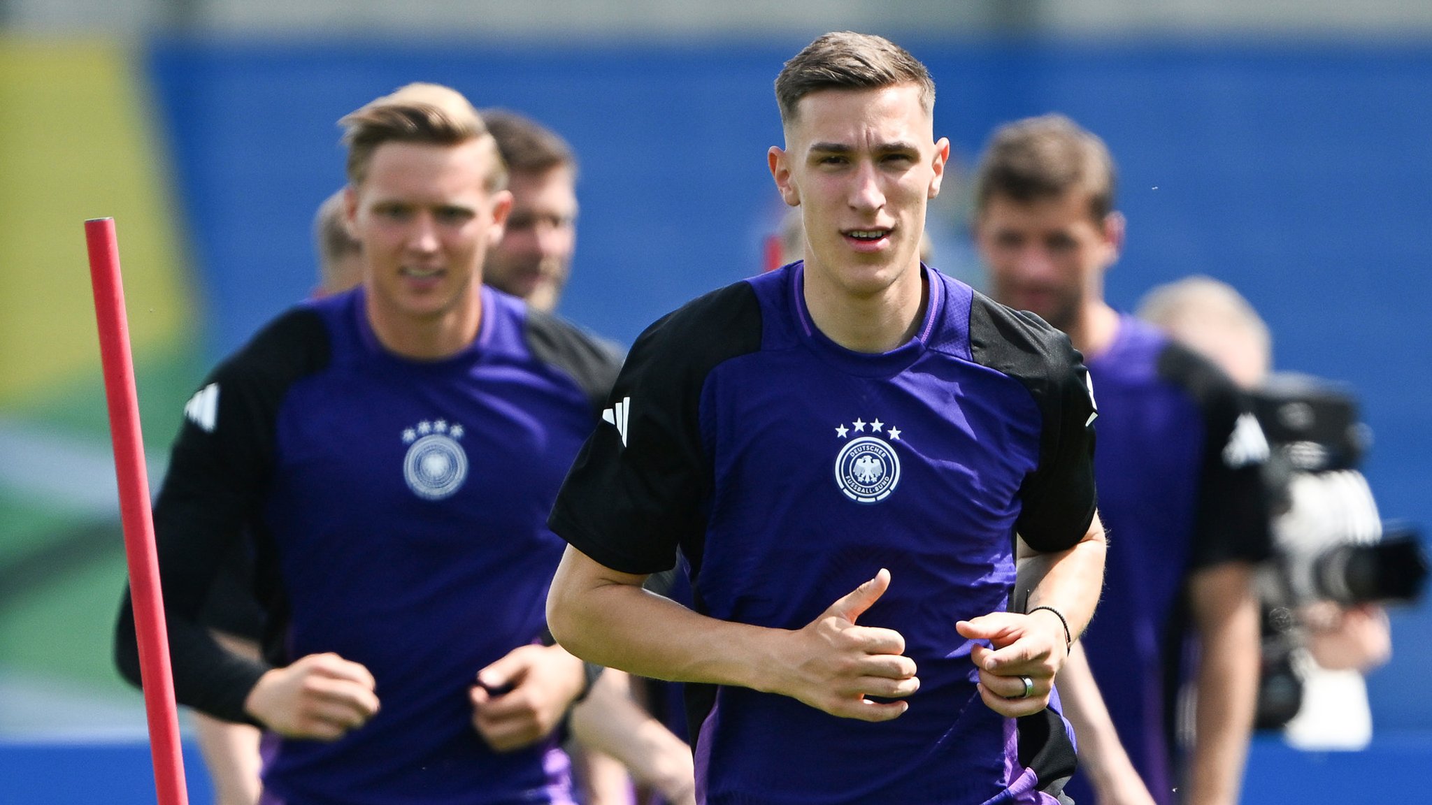 18.06.2024, Bayern, Herzogenaurach: Fußball, UEFA Euro 2024, EM, Vorrunde, Abschlusstraining Deutschland, Deutschlands Nico Schlotterbeck läuft während einer Trainingseinheit. 