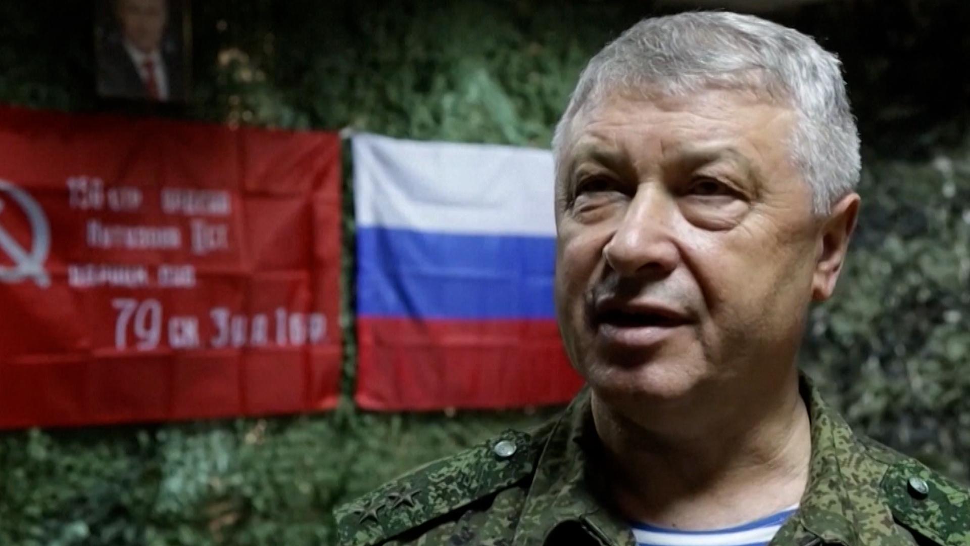 Bei dem Opfer handelt es sich um Wladimir Alexejew, dem Vize-Chef des Armee-Geheimdienstes. Er wurde schwer verletzt ins Krankenhaus gebracht. 