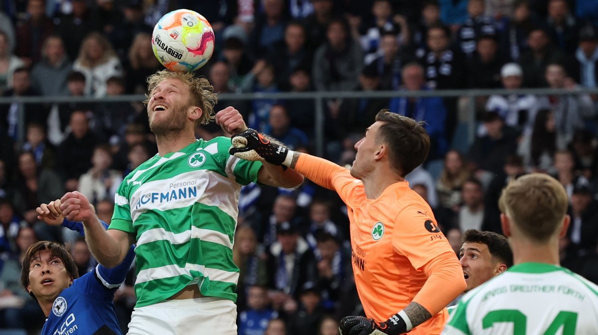 Spielszene Arminia Bielefeld - SpVgg Greuther Fürth