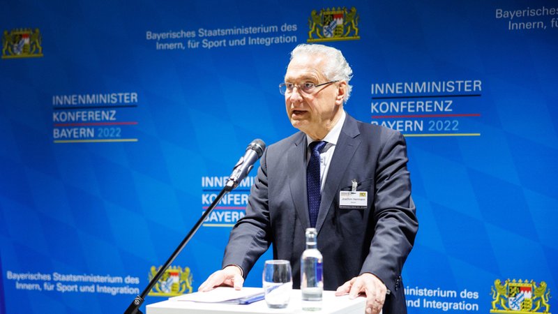 Joachim Herrmann bei der Innenministerkonferenz