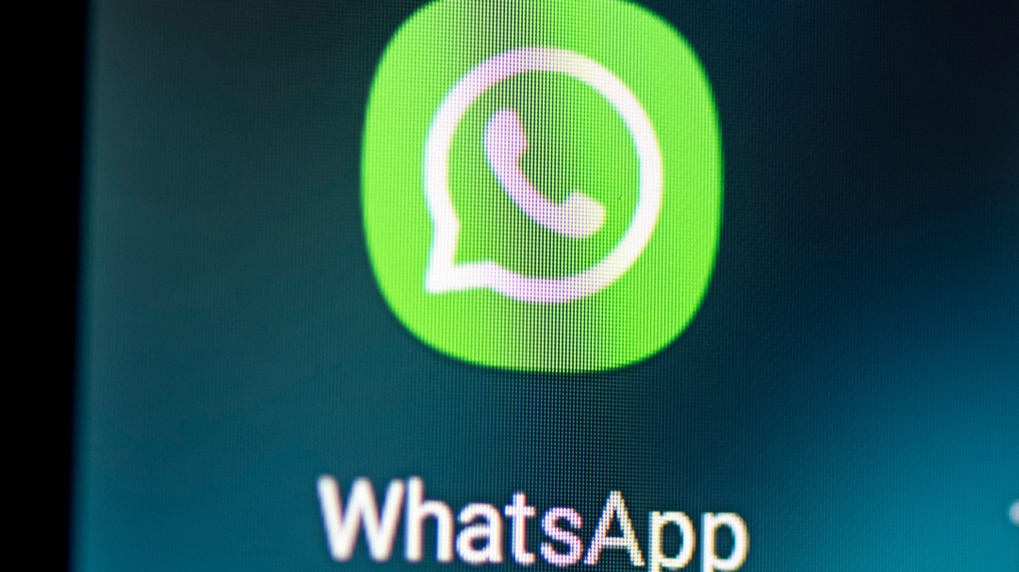 WhatsApp-Logo auf Smartphone