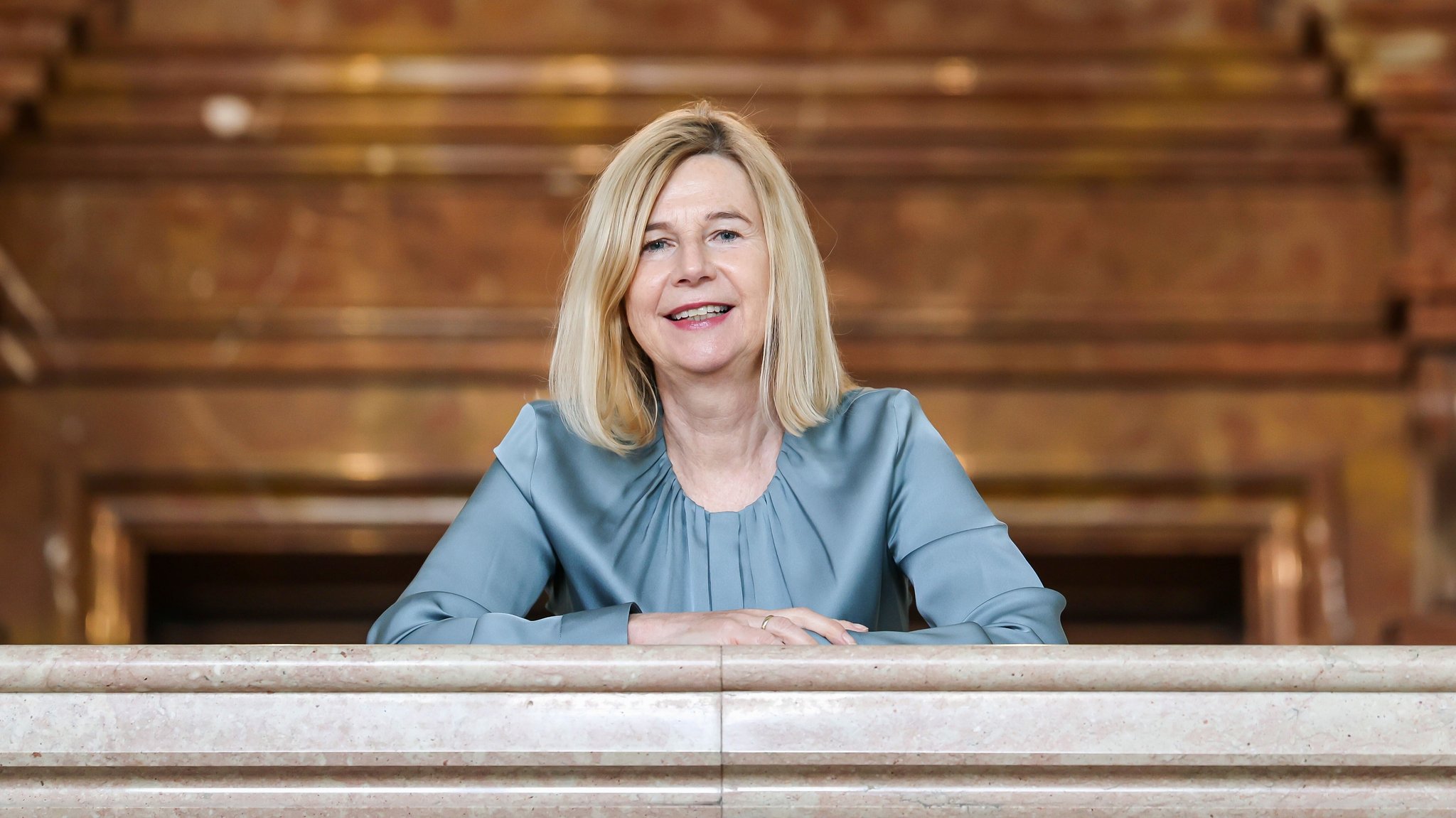 Karin Angerer hier im OLG Bamberg wird ab 1. September 2026 neue Präsidentin des BGH in Karlsruhe. | Bild: picture alliance/dpa | Daniel Löb Karin Angerer hier im OLG Bamberg wird ab 1. September 2026 neue Präsidentin des BGH in Karlsruhe.
