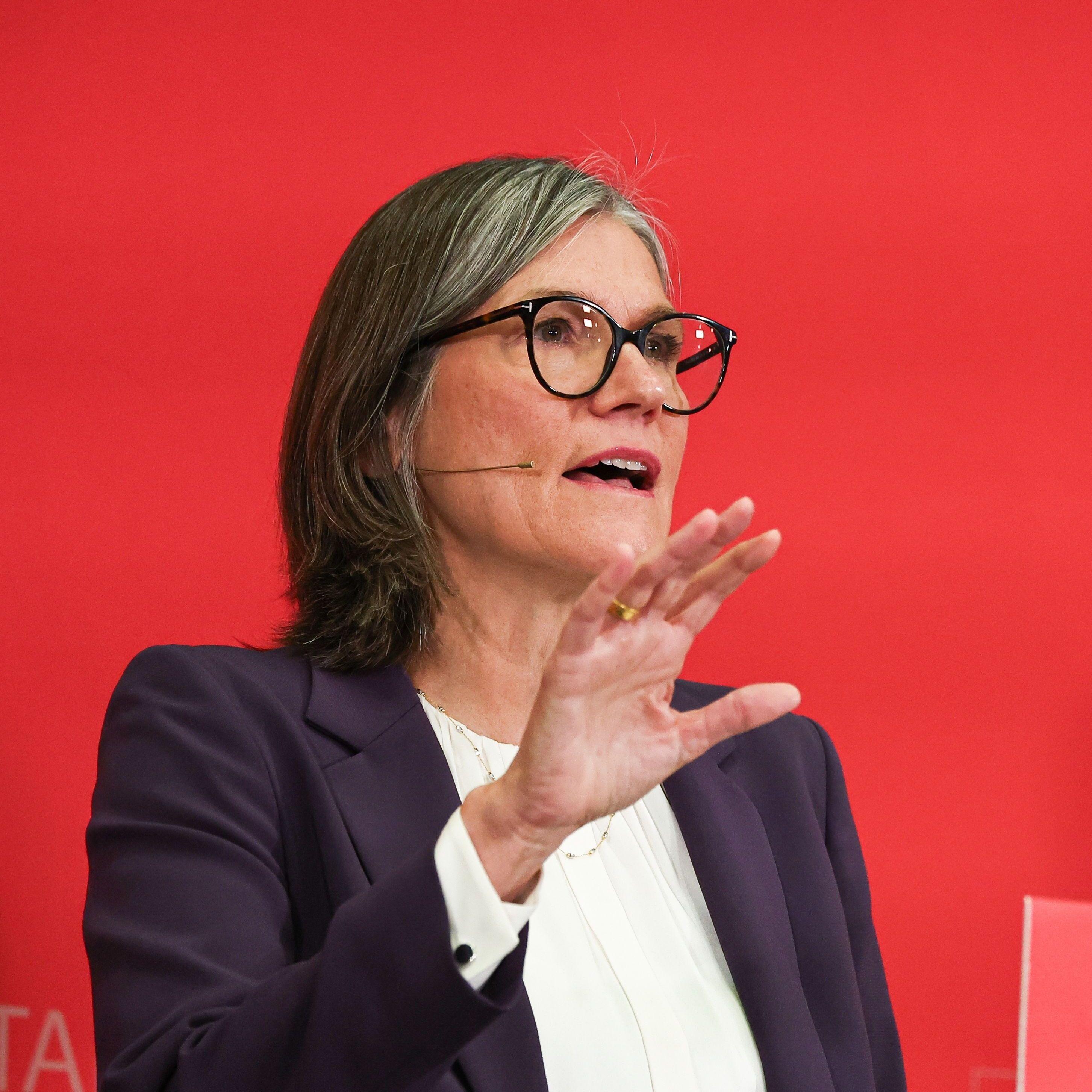Christiane Benner, 1. Vorsitzende der IG Metall, spricht auf der IG Metall Jahreskonferenz.