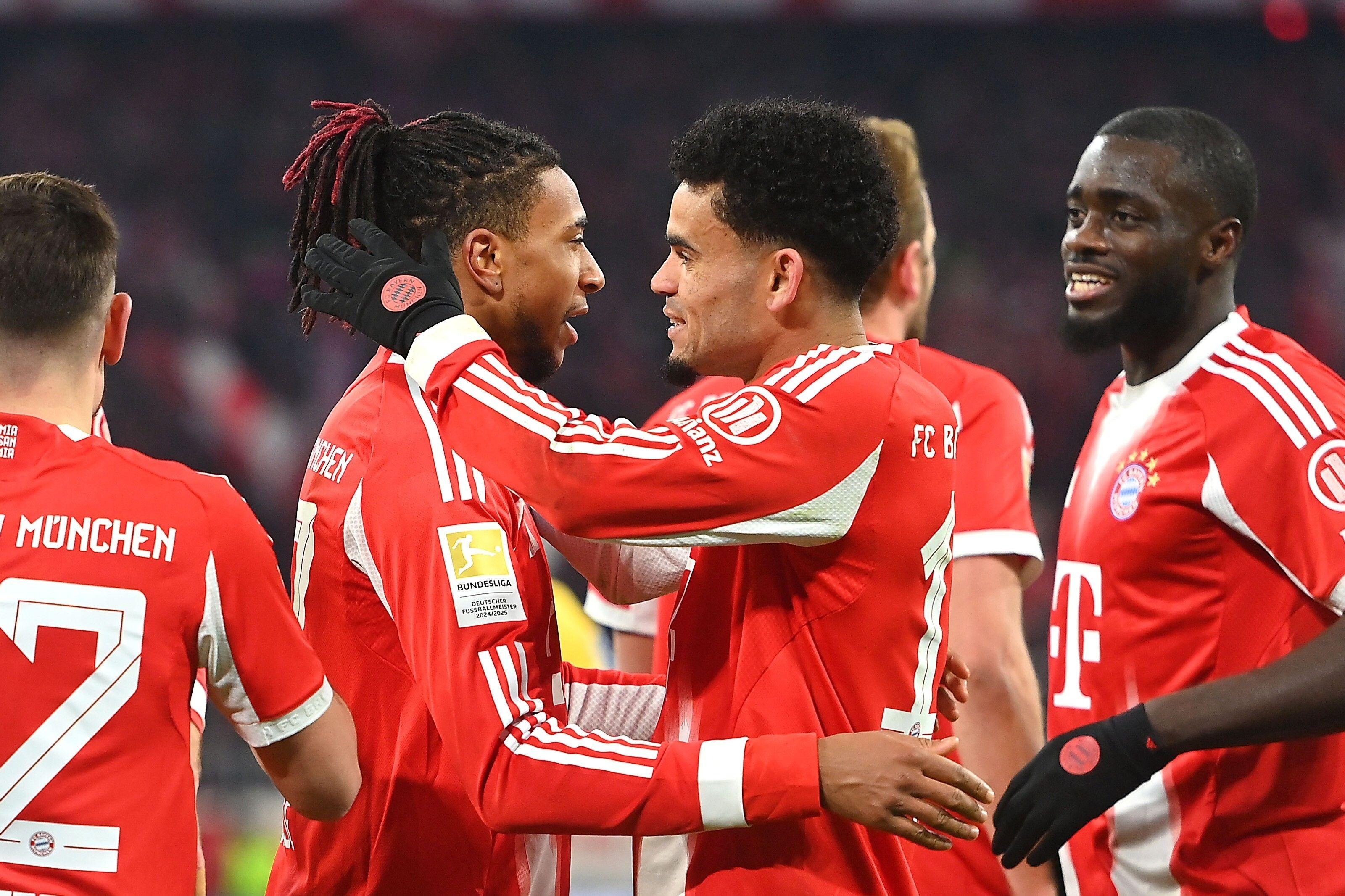 Michael Olise und Luis Diaz bestachen gegen den VfL Wolfsburg