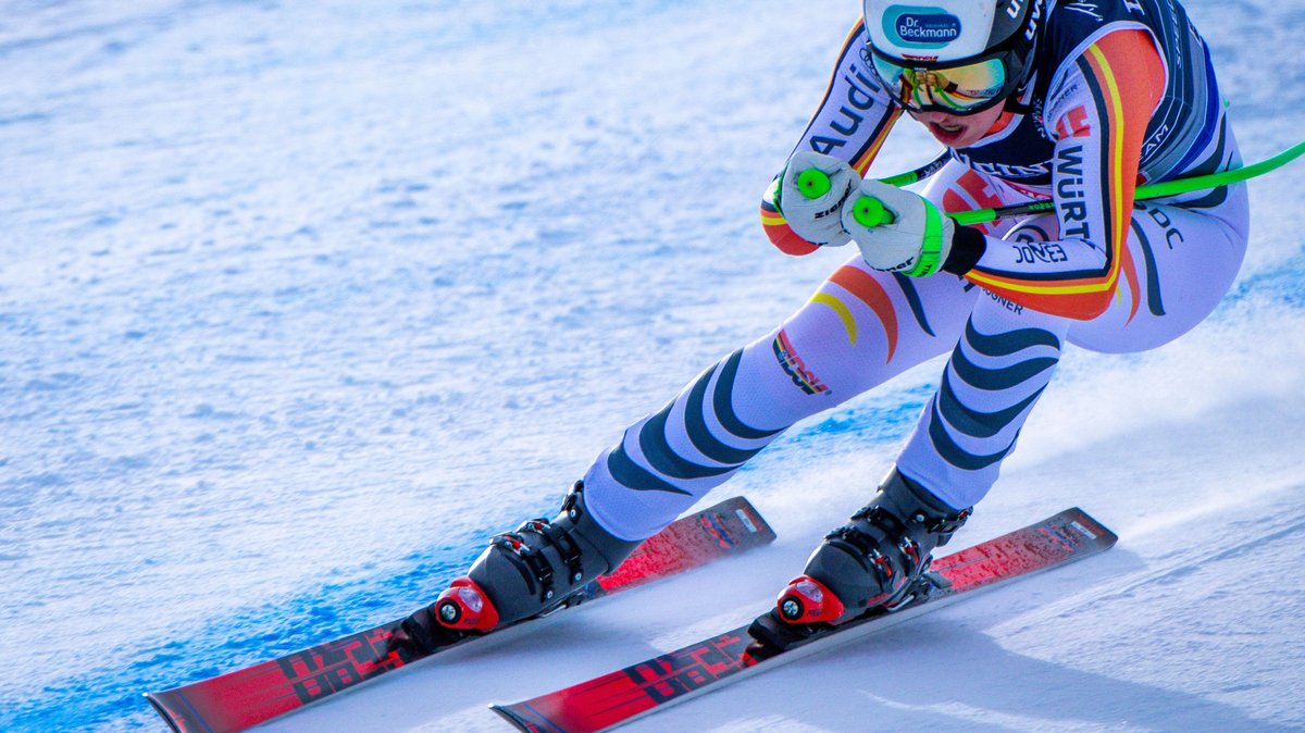 Ski alpin: Weltmeisterschaft, Team-Kombination, Damen, Abfahrt. Kira Weidle-Winkelmann aus Deutschland auf der Abfahrtsstrecke.