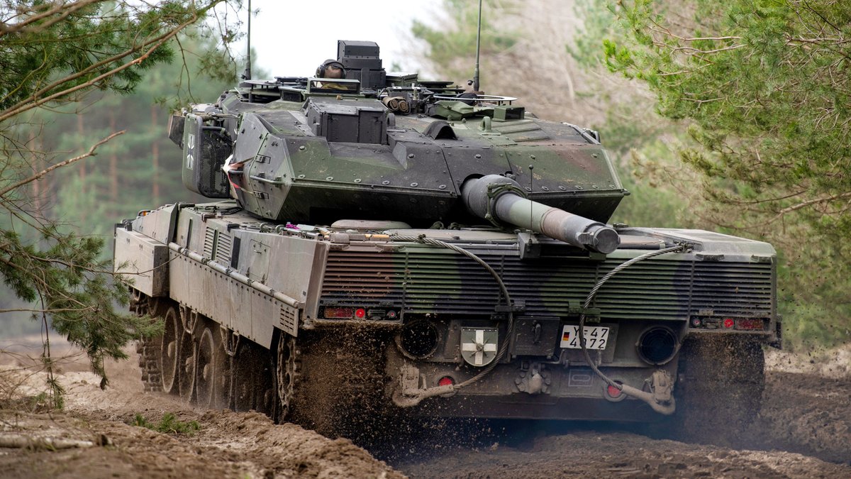 Ein Kampfpanzer vom Typ Leopard 2