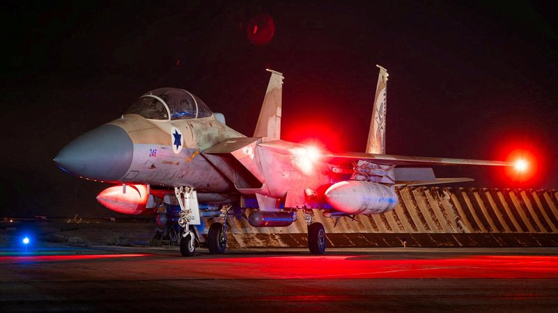 Israelischer Kampfjet nach Abfangeinsatz