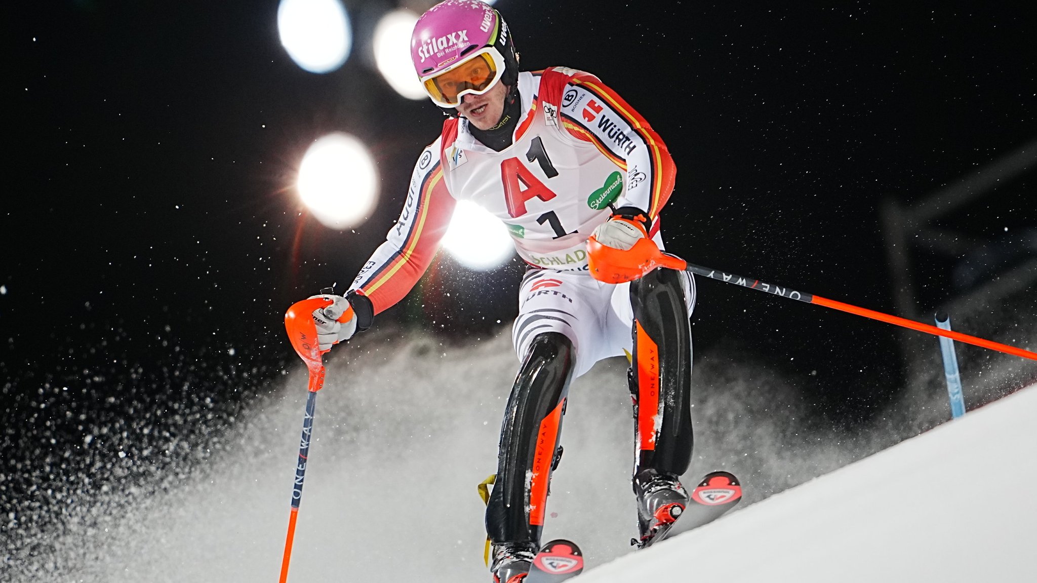 29.01.2025, Österreich, Schladming: Ski alpin, Weltcup, Slalom, Herren, Linus Strasser aus Deutschland in Aktion. Foto: Georg Hochmuth/APA/dpa +++ dpa-Bildfunk +++