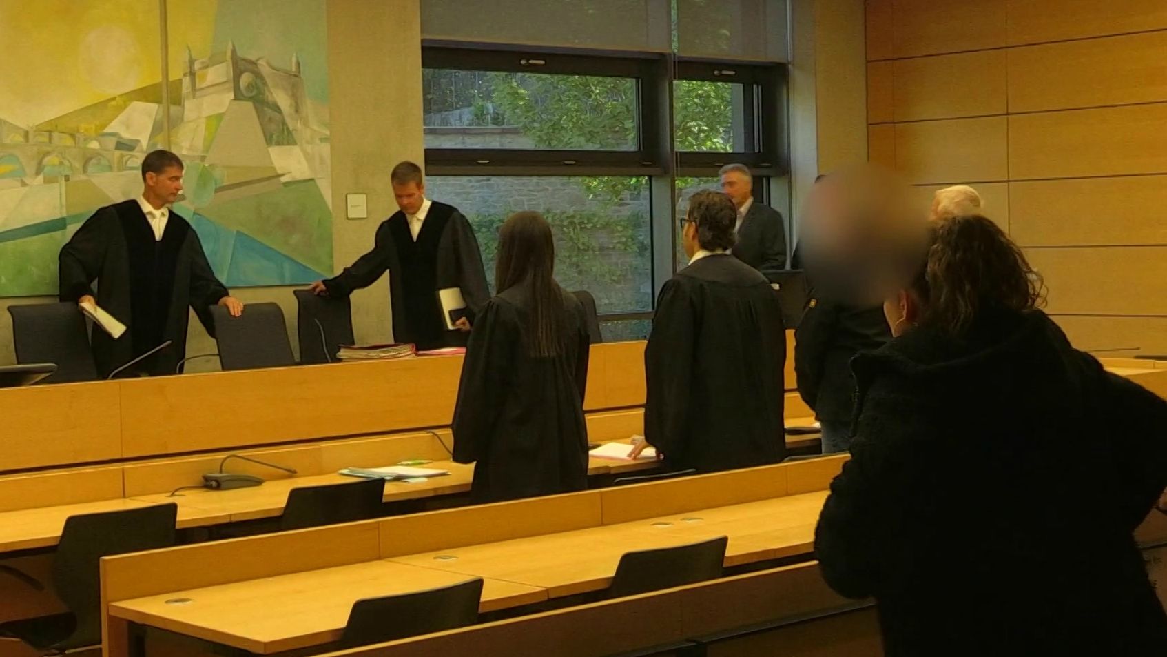 Sie sucht ihn jva