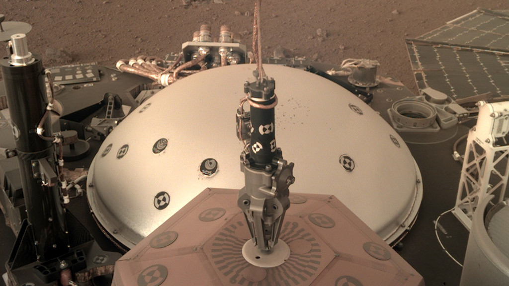 Seisometer der Mars-Sonde InSight | Bild: picture-alliance Seisometer der Mars-Sonde InSight