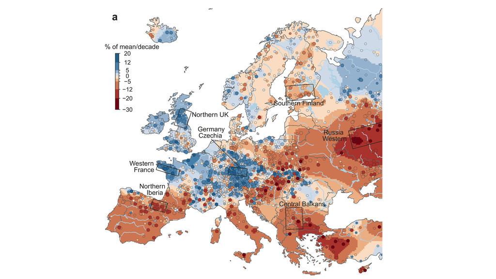 Hotspots in Europa (Rechtecke): Regional gibt es mehr Hochwasser (blau) oder weniger Hochwasser (rot).