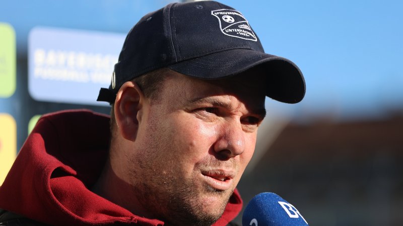 Unterhachings Trainer Marc Unterberger | Bild: picture-alliance/dpa Unterhachings Trainer Marc Unterberger