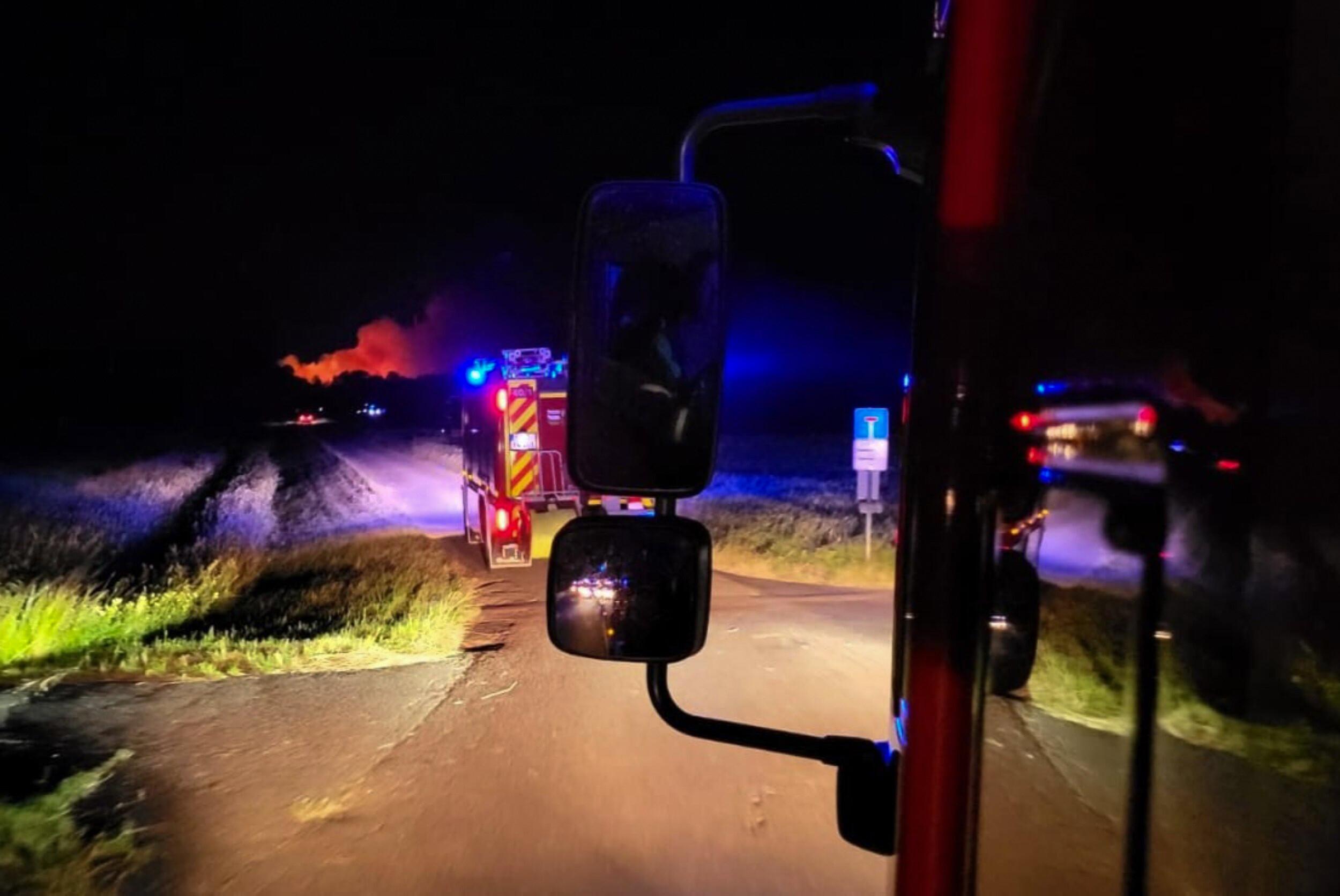 Forest fire at Lake Chiemsee: A8 closed, helicopters deployed to fight the ...