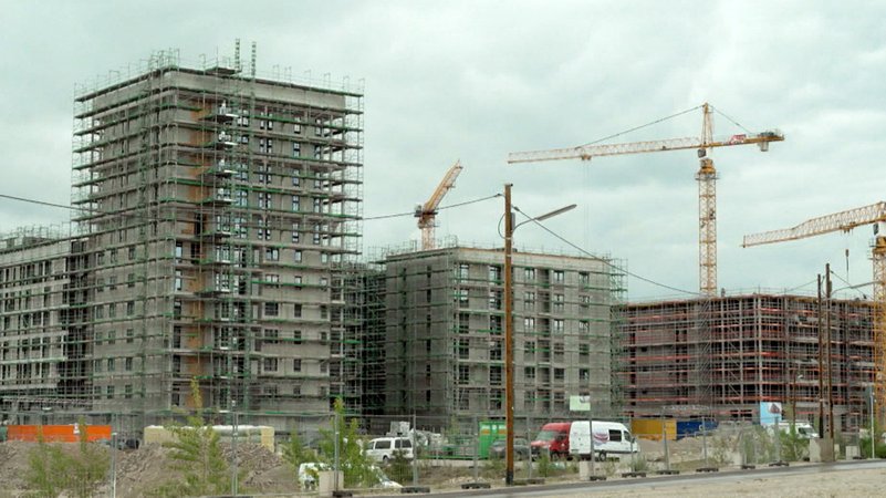 Bundesregierung beschließt Bau-Turbo | Bild: BR Bundesregierung beschließt Bau-Turbo