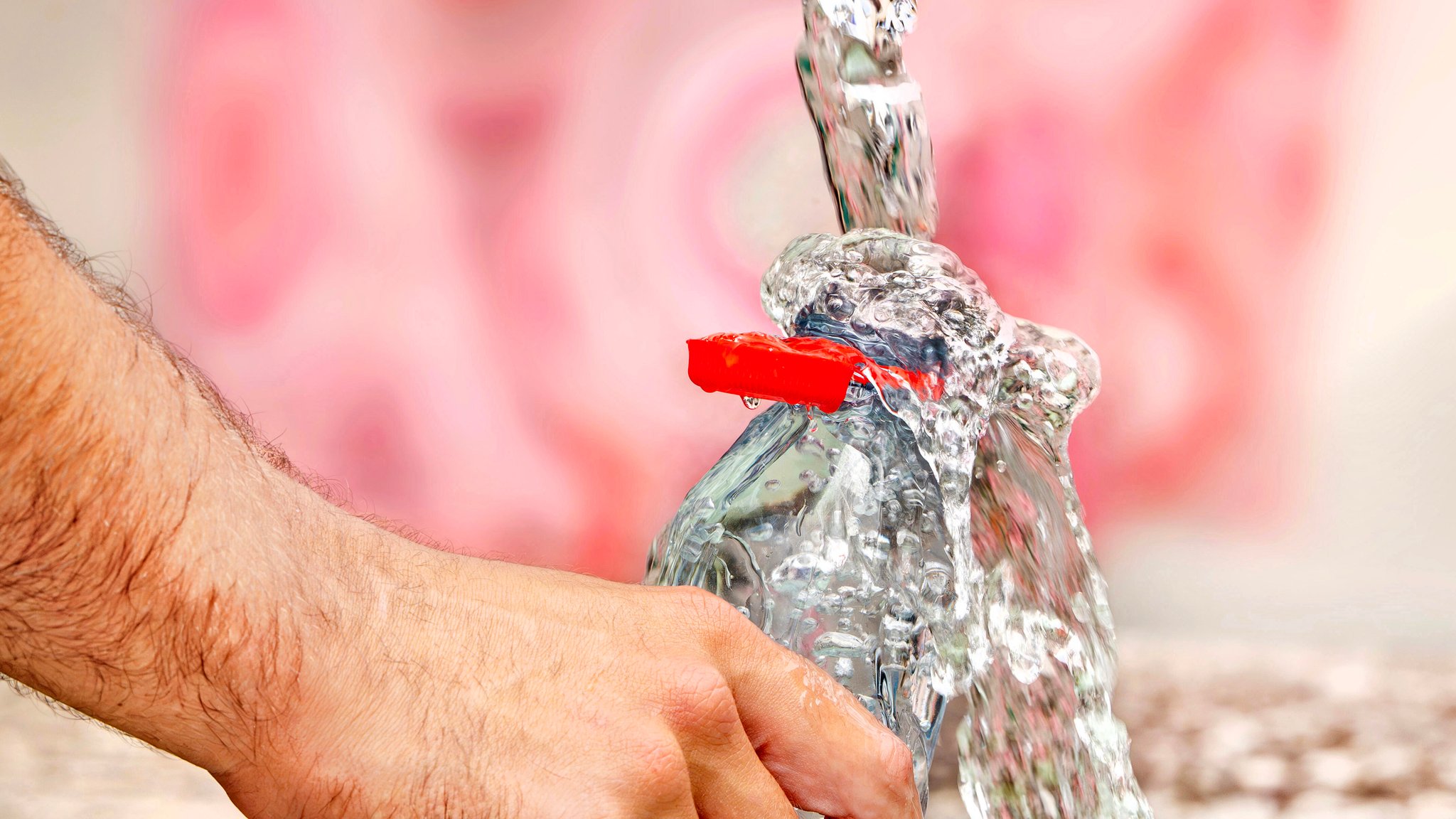 Wasser in Bayern kostet jetzt Geld: Wer zahlen muss und wie viel