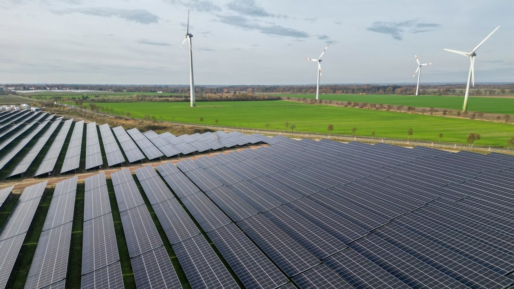 Neuer Rekord bei Stromerzeugung aus erneuerbaren Energien