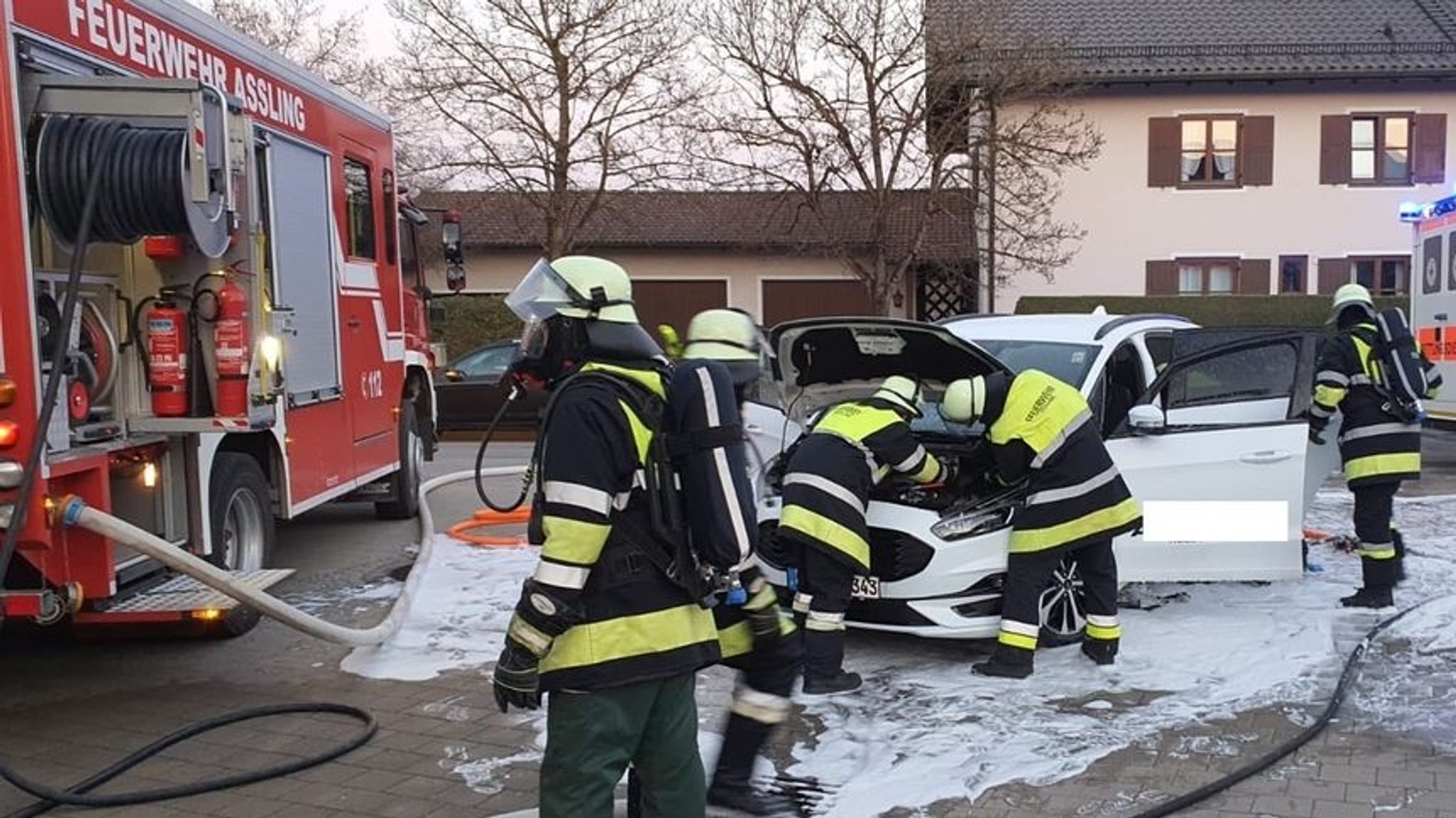 Einsatz direkt am Feuerwehrhaus in Aßling