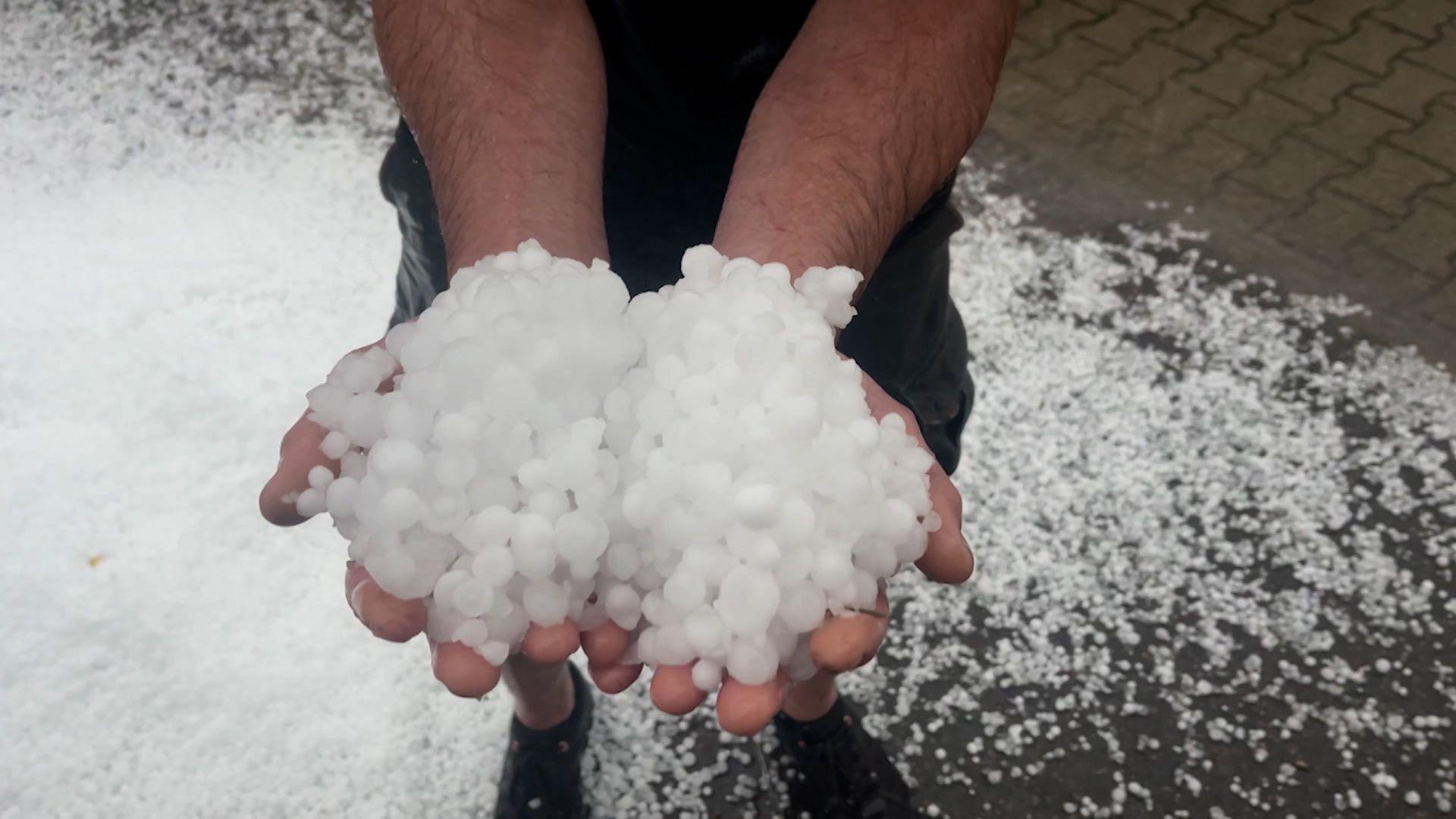Hagelmassen bei Unwetter in Bayern