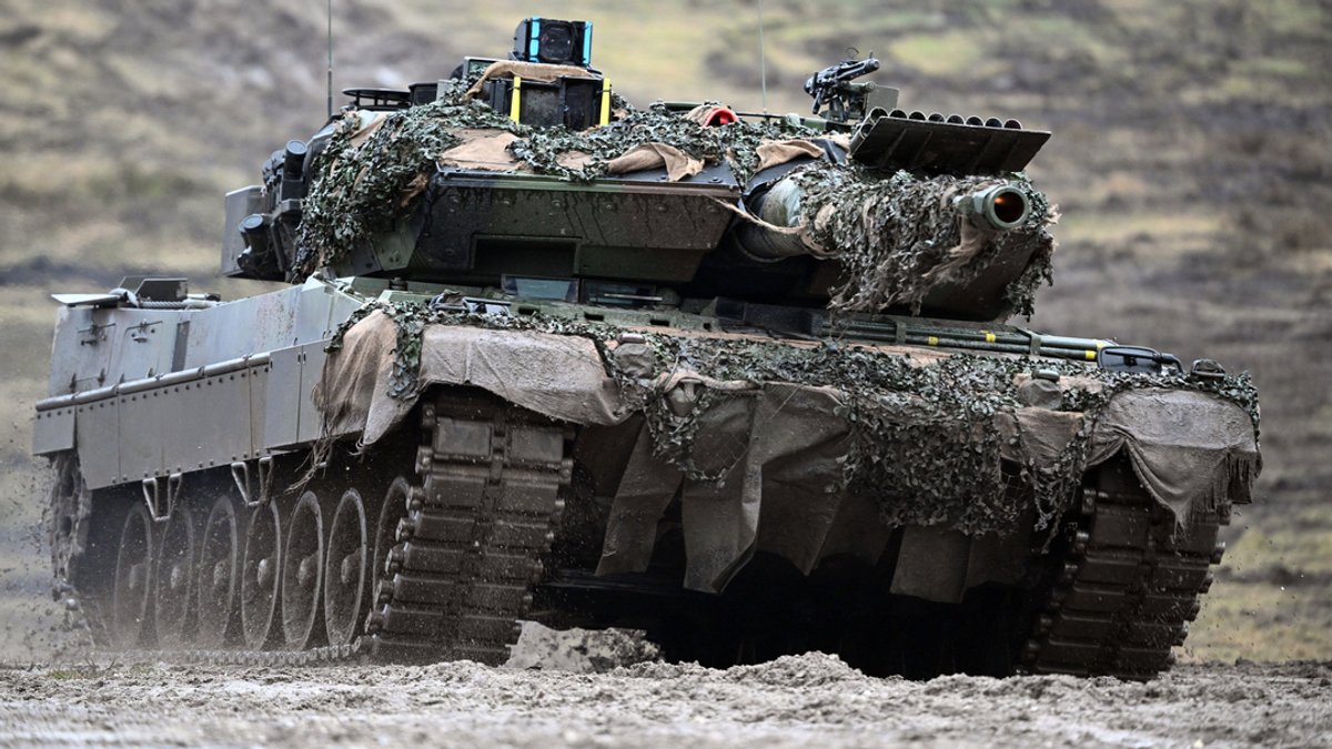  Ein Leopard 2A6 des Panzerbataillon 203 der Bundeswehr (Archivbild vom 1.2.23)