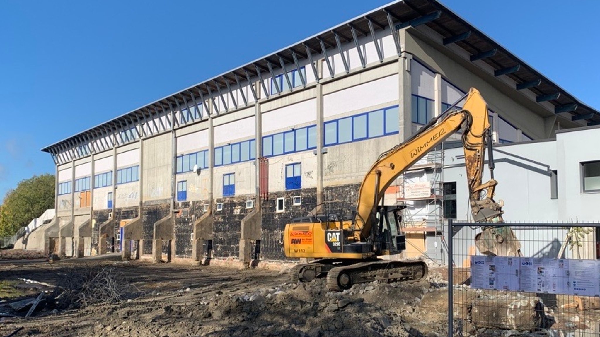 Die Baustelle am Straubinger Eisstadion