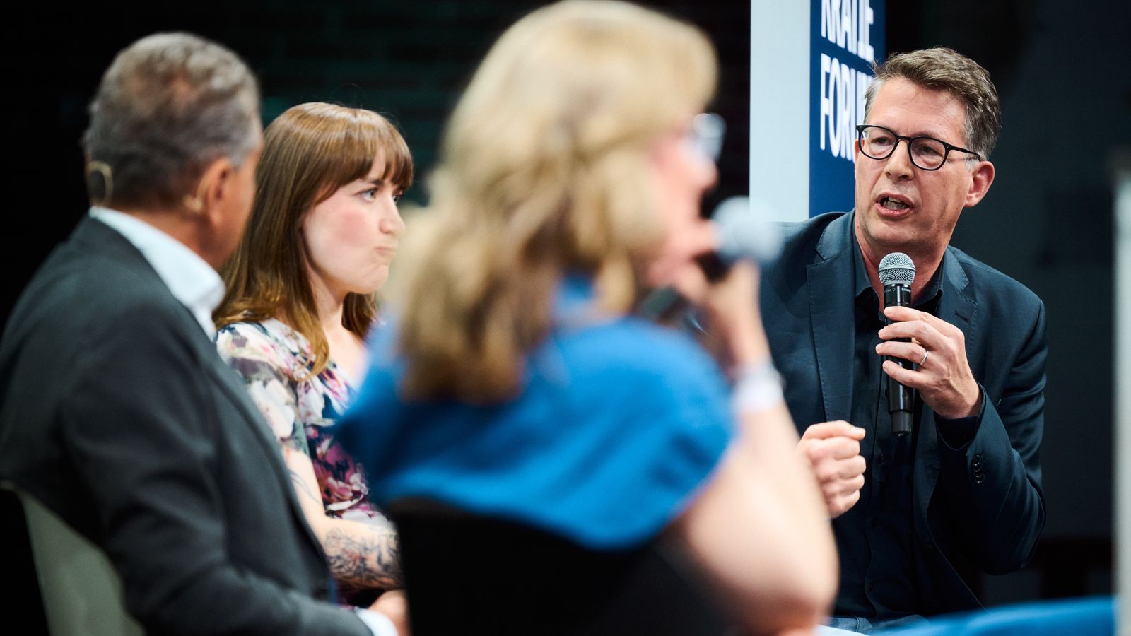Blume: The line between popular and populist is thin
