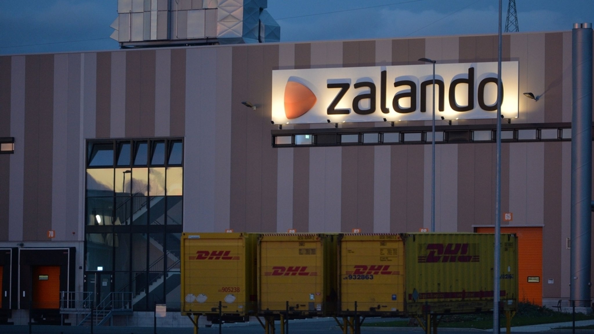 Zalando schließt Standort Erfurt mit 2.700 Beschäftigen