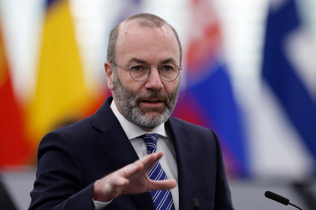 17.01.2024, Frankreich, Straßburg: Manfred Weber aus Deutschland, Vorsitzender der Fraktion der Europäischen Volkspartei, spricht im Europäischen Parlament.