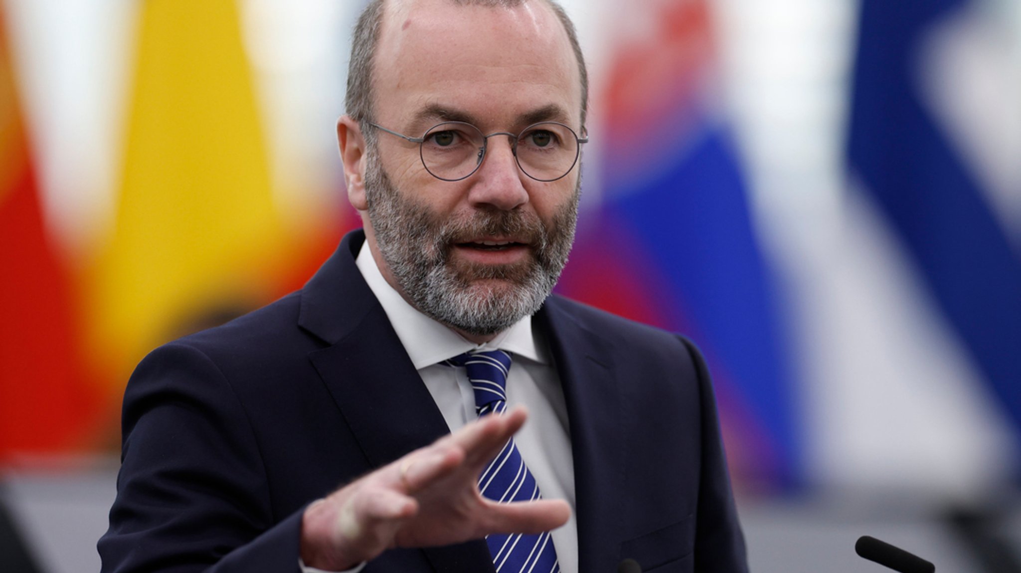 17.01.2024, Frankreich, Straßburg: Manfred Weber aus Deutschland, Vorsitzender der Fraktion der Europäischen Volkspartei, spricht im Europäischen Parlament.