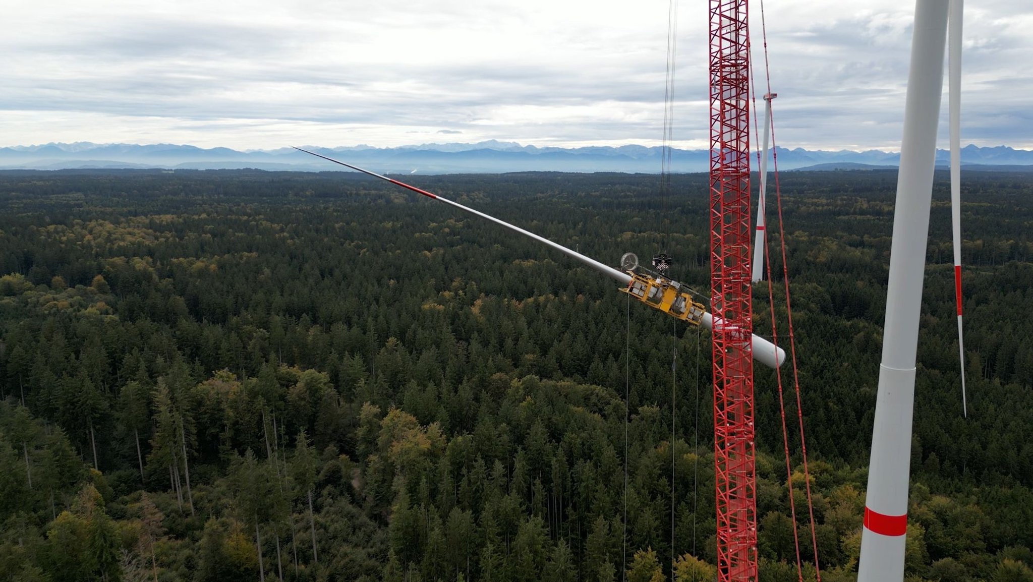 Kaputte Windräder in Fuchstal: Wie aufwendig ist die Reparatur?