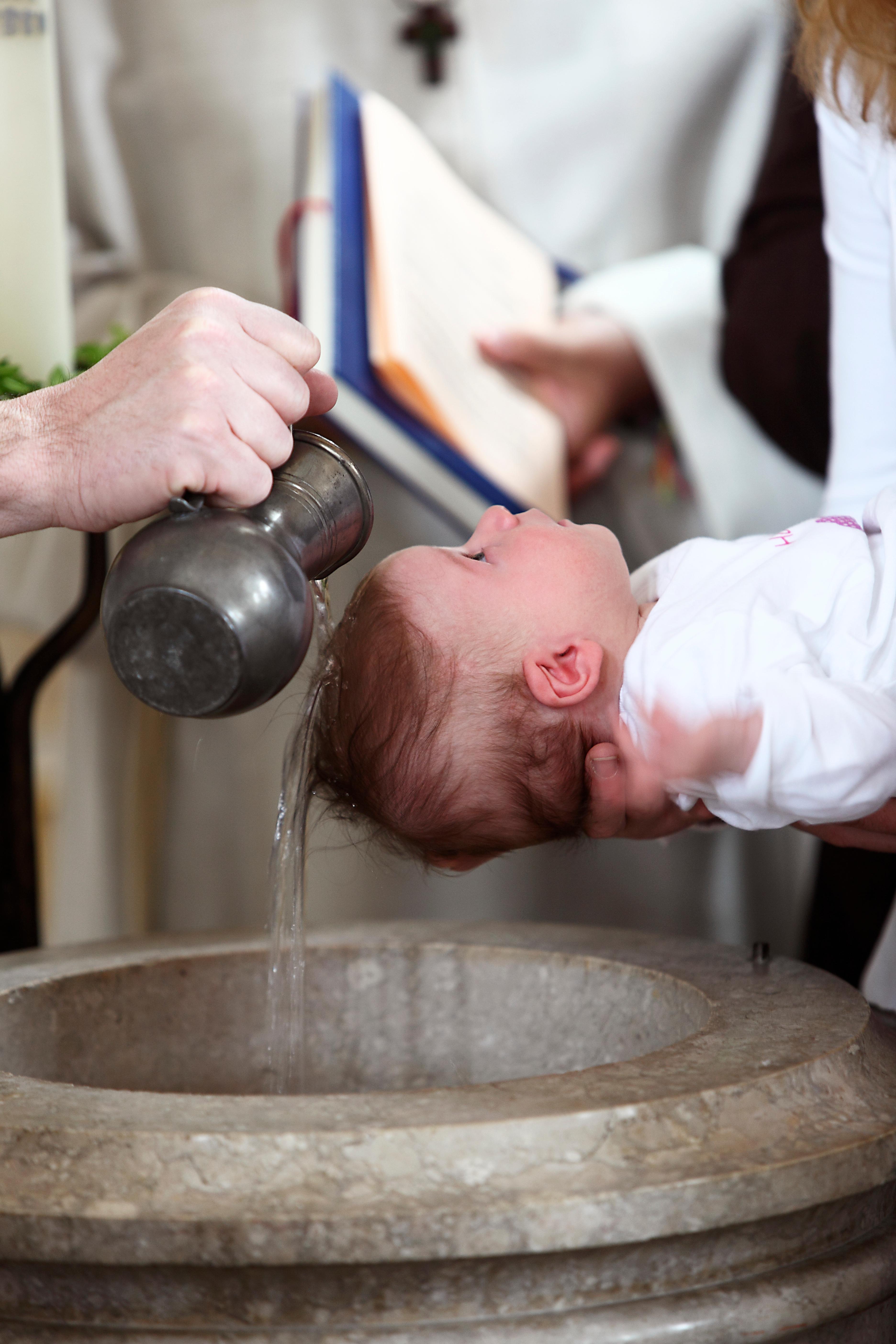 Wann Kind Taufen