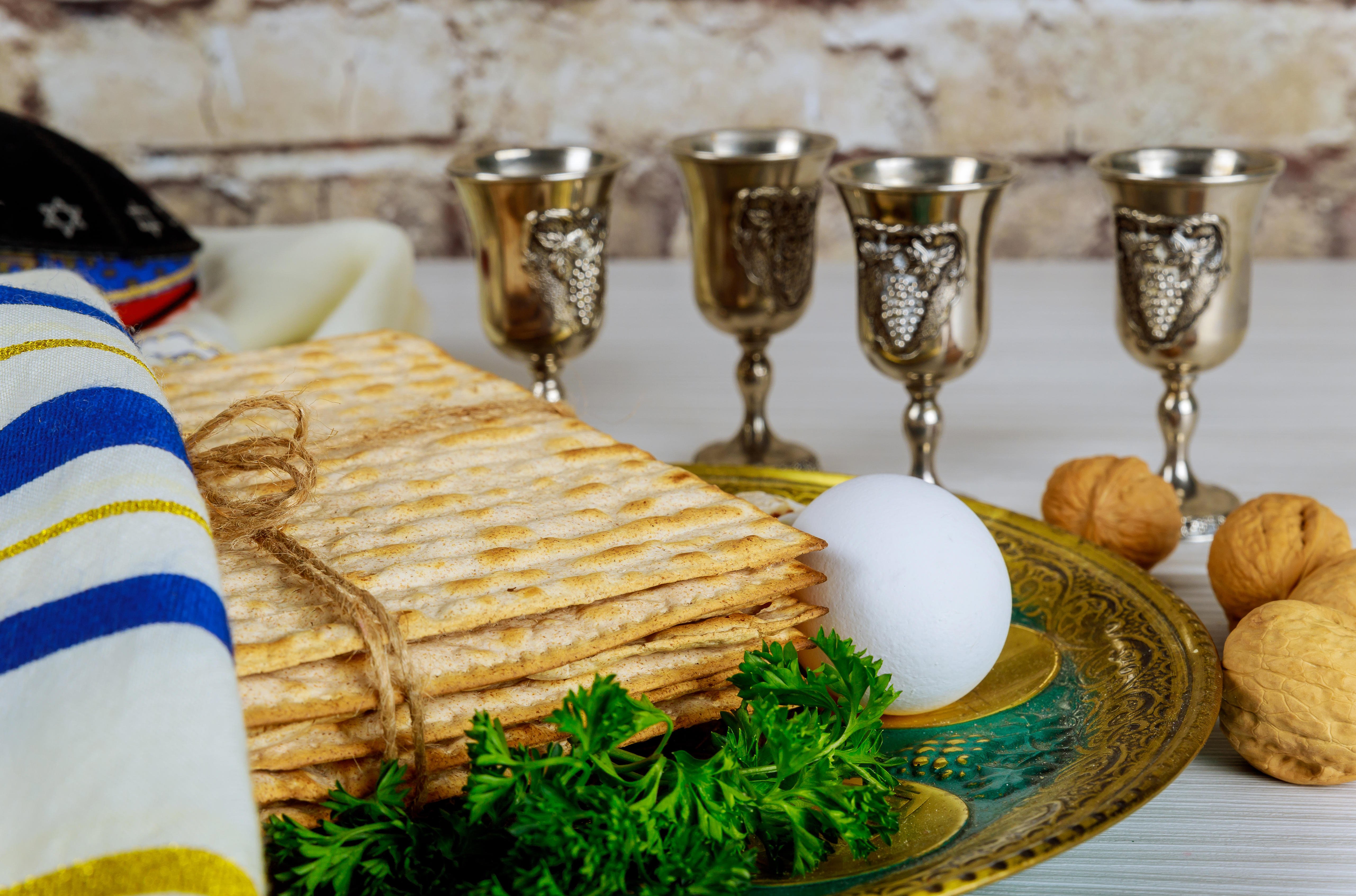 Juden feiern Pessach - Verbindung zum christlichen Ostern? | BR24