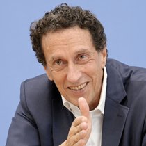 Julian Nida-Rümelin, Philosoph: "Ähren im Wind" | Bild: picture-alliance/dpa